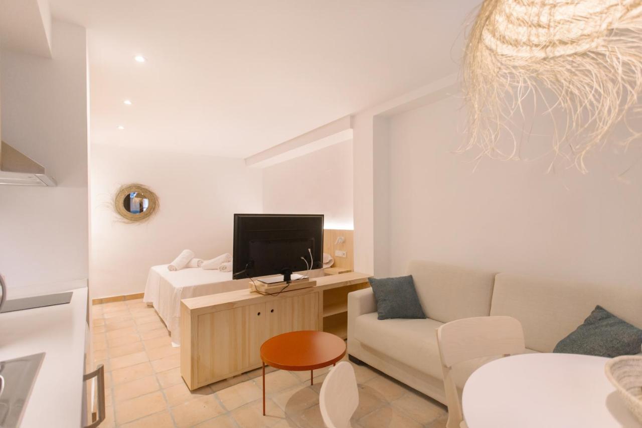 La Vila Hort By Seaward Suites Ла-Віла-Джойоза Екстер'єр фото